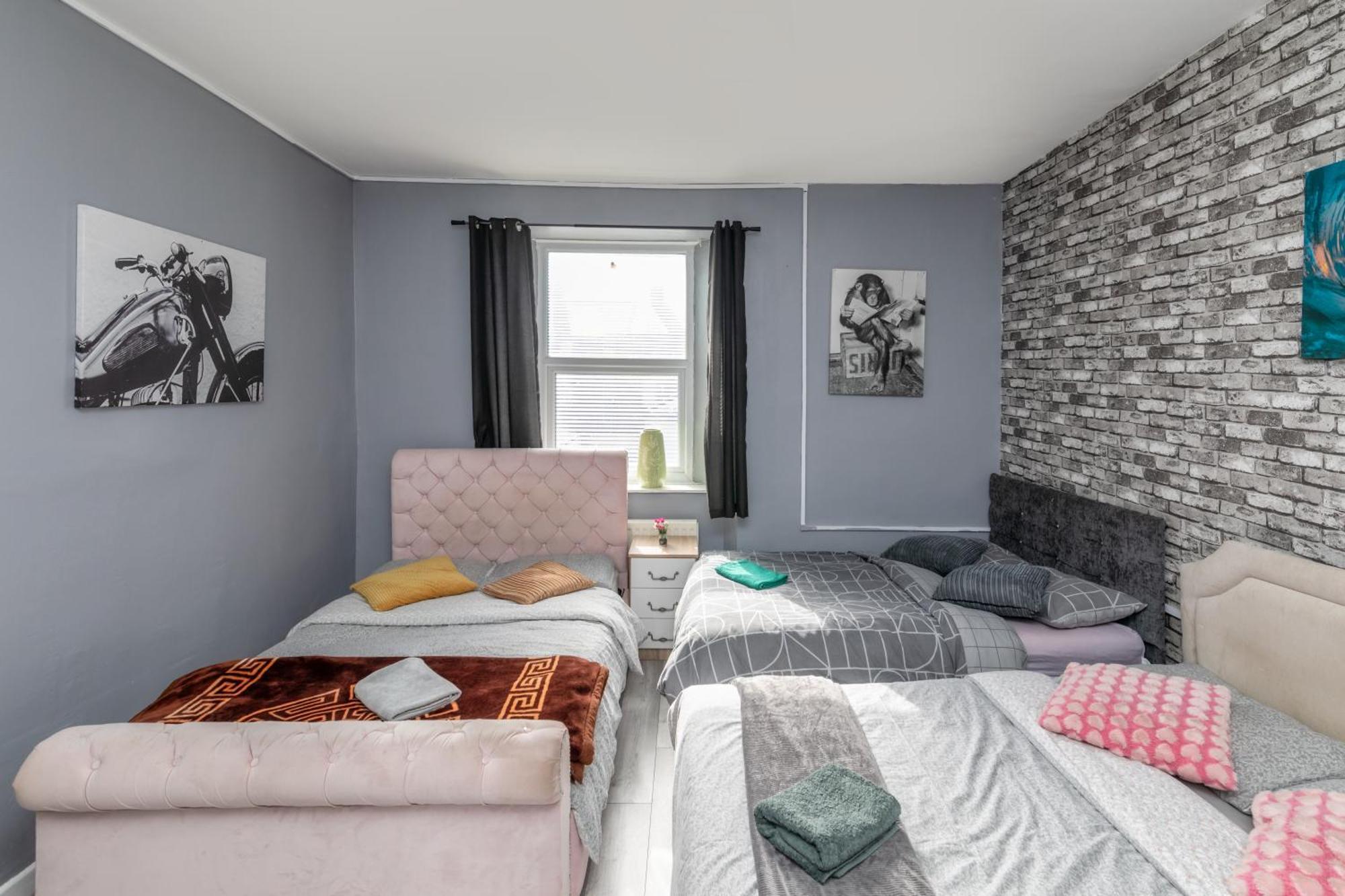 Newcastle City Centre Super Spacious Town House Free Parking And Wi-Fi Zewnętrze zdjęcie