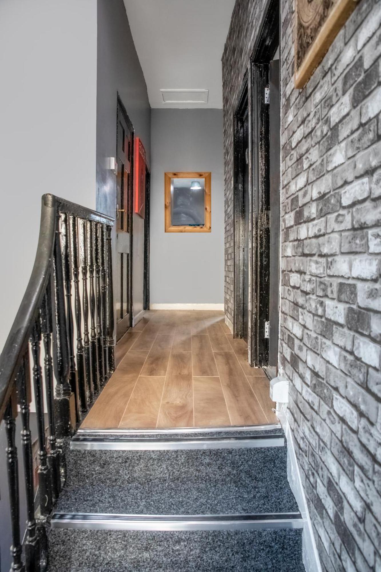 Newcastle City Centre Super Spacious Town House Free Parking And Wi-Fi Zewnętrze zdjęcie