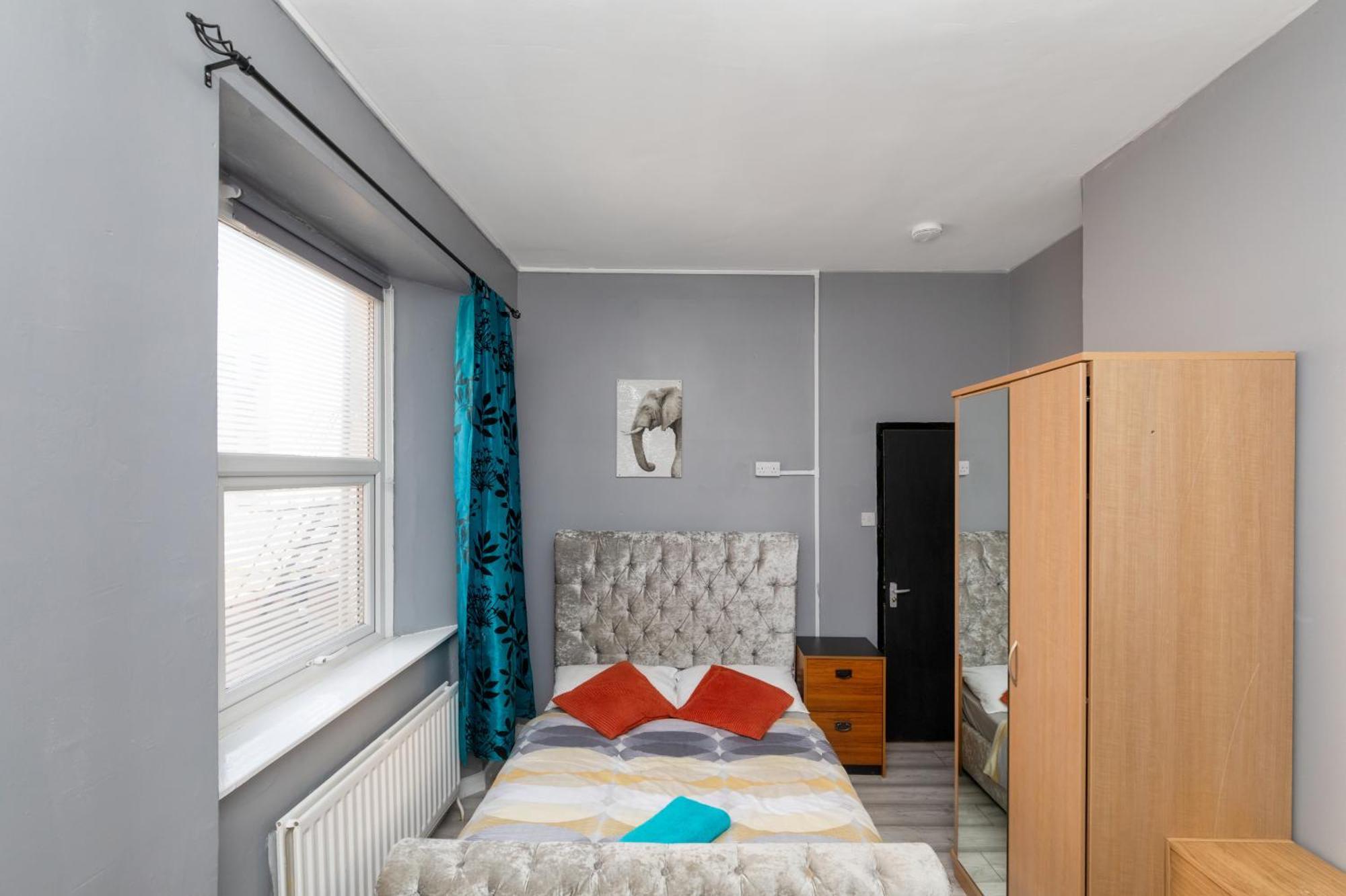 Newcastle City Centre Super Spacious Town House Free Parking And Wi-Fi Zewnętrze zdjęcie