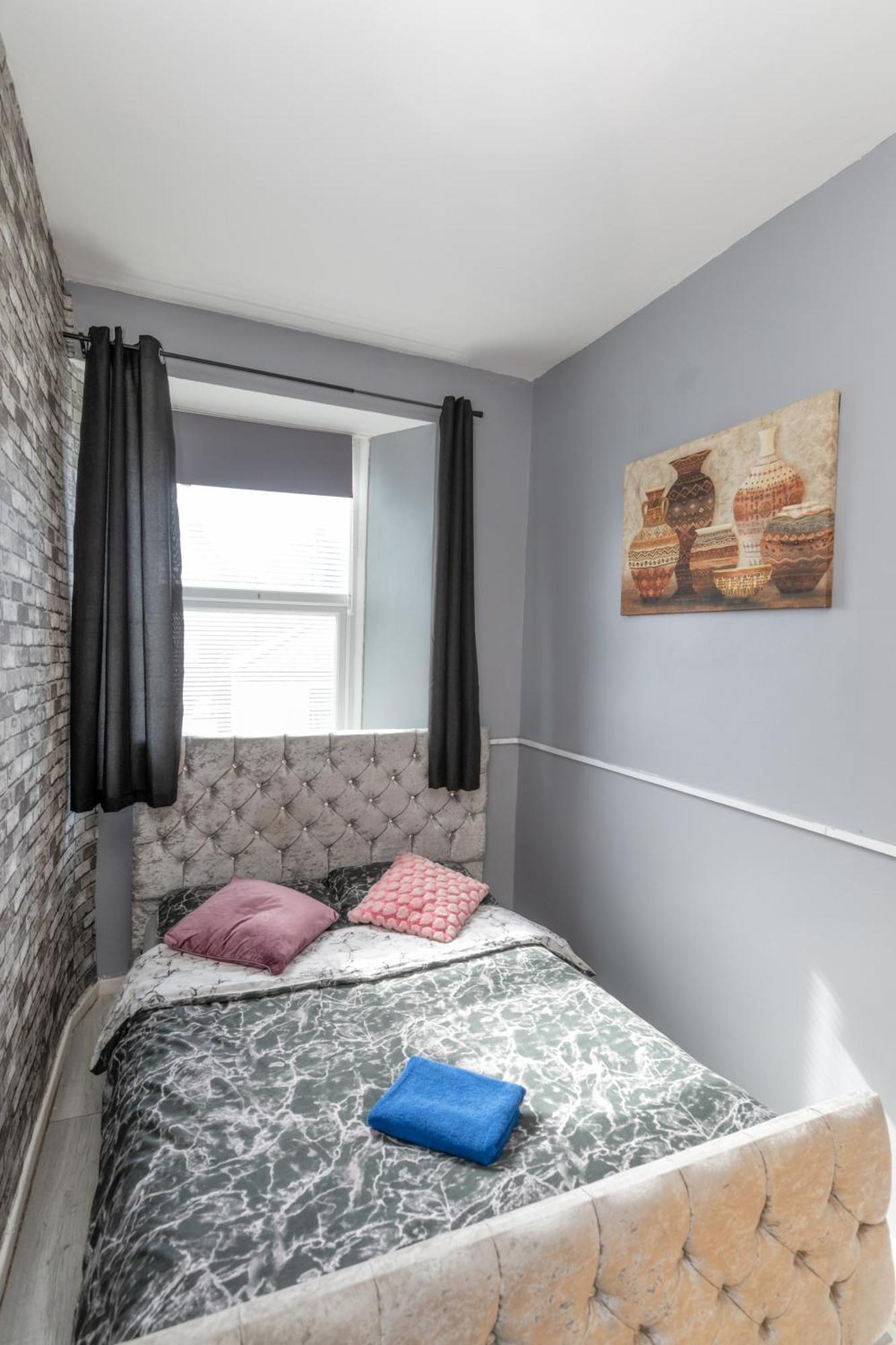 Newcastle City Centre Super Spacious Town House Free Parking And Wi-Fi Zewnętrze zdjęcie